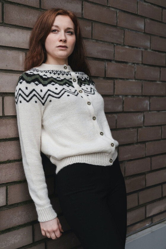 Ivalo kofte / strikkejakke - DSA 107-01