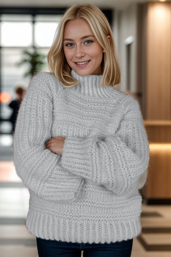 Grå big and cozy brioche sweater - Strikkia 2024-037-313