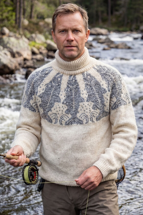 Naturhvit Laksefiskergenser med grått mønster - DLG 25-037AS-502513