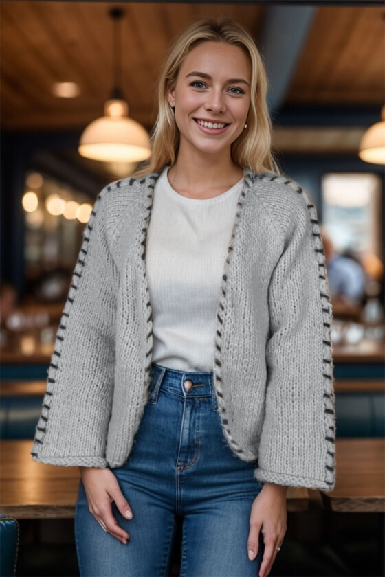 Grå Sorbonne stitch cardigan - Strikkia 2023-029-313317