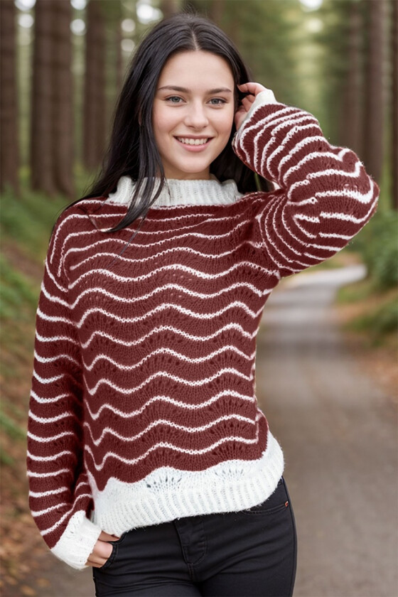 Burrgunder Seaside sweater - Strikkia 2024-069-354