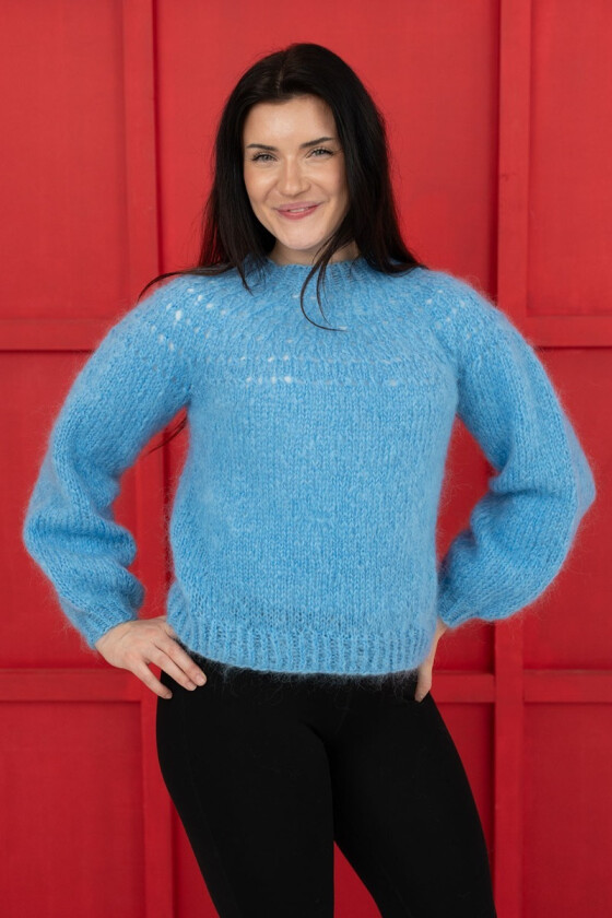 Soft everyday sweater i isblå - Belfilato 24-009-47945