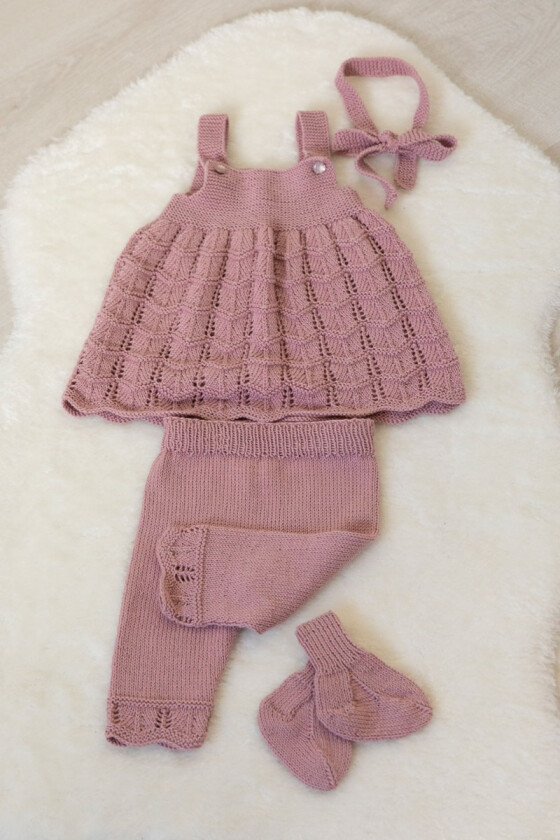 Bonnie strikket tights og selekjole til baby - Viking 2126-20