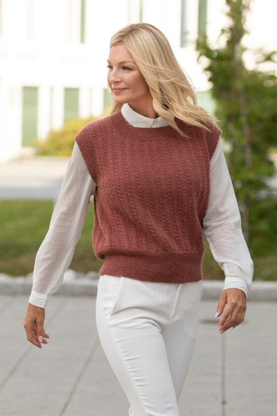 Ynde strikkevest til dame Kathrine Sørland - Viking 2129-6