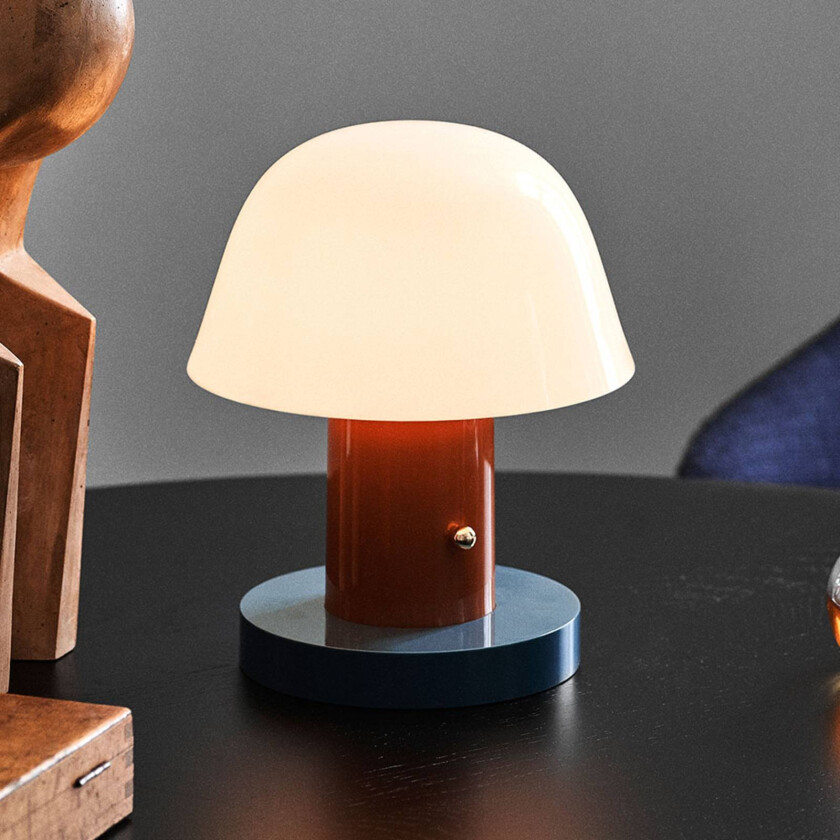 &Tradition Setago JH27 Table Lamp Rust/ Thunder