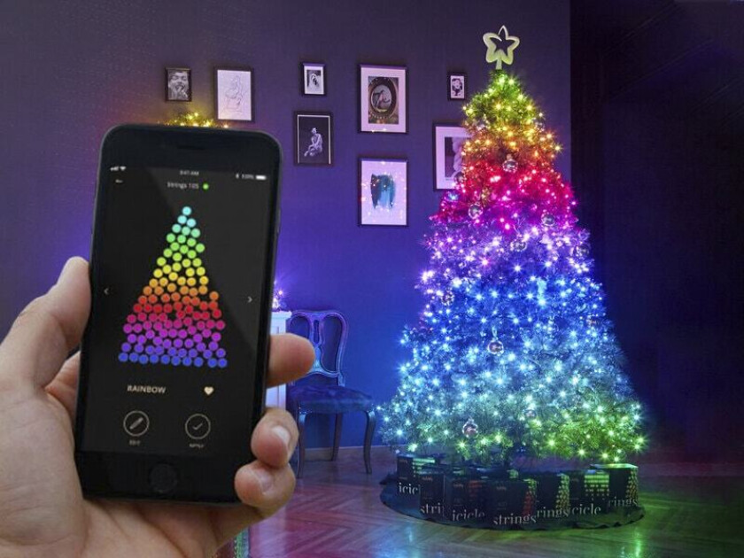Bilde av Twinkly Strings appstyrt juletrebelysning