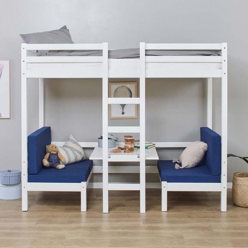 BasicJumbo høyseng med blå sofa, skrivebord og inkl. lamellbunner.