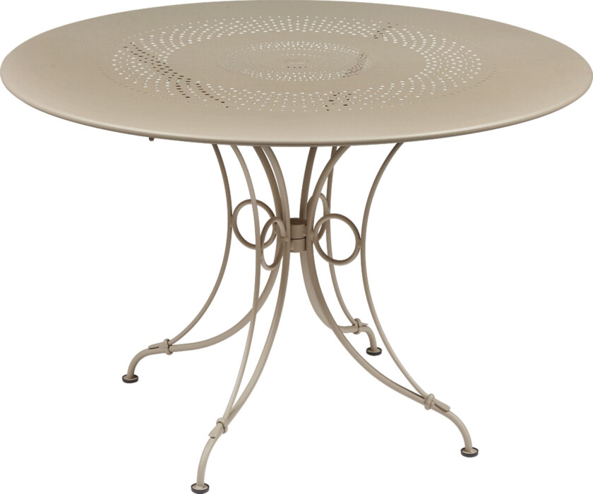 1900 Table 117 cm Nutmeg 14