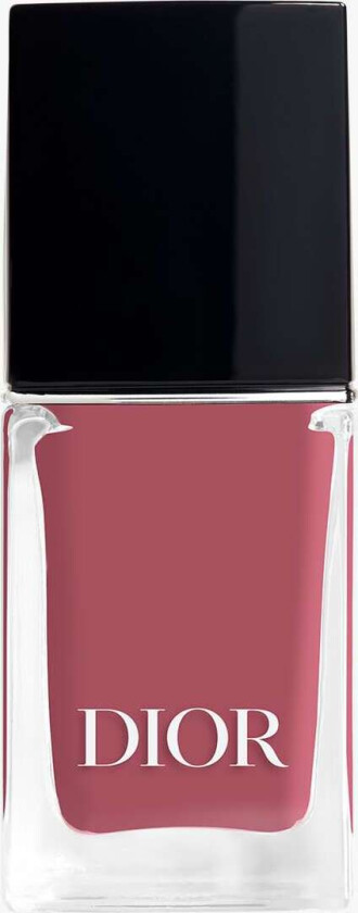 Vernis Nail Polish with Gel Effect and Couture Color 10 ml (Farge: 558 Grace)