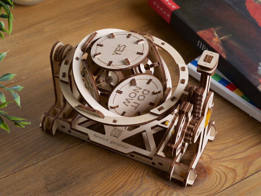 Ugears 3D-puslespill i tre - Tilfeldighetsgenerator STEM Lar