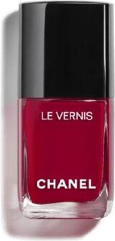 Le Vernis nail polish