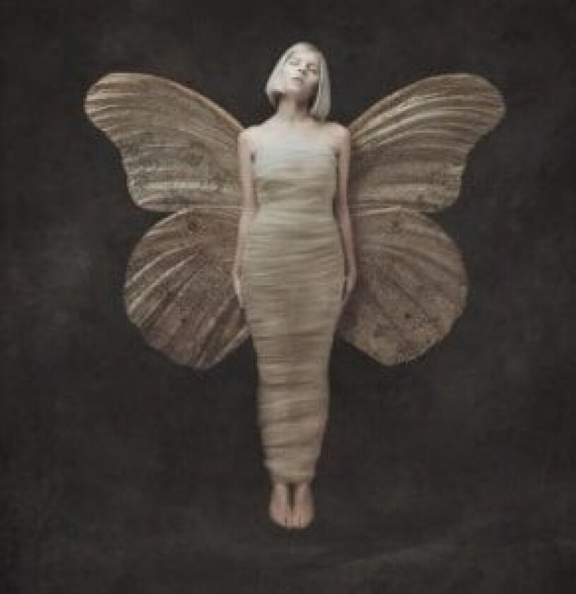 Aurora - All My Demons Greeting Me As A Friend