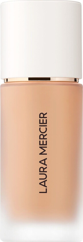 Real Flawless Weightless Perfecting Foundation 3W0 Sands