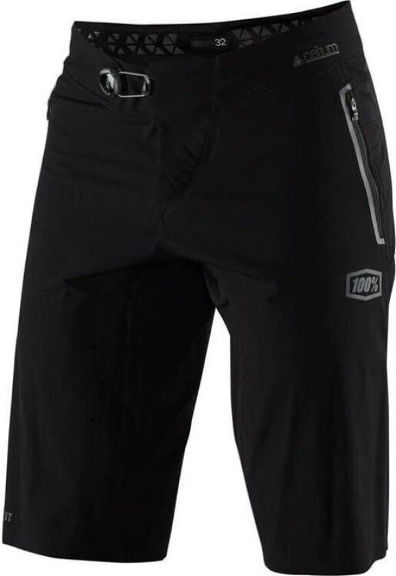 100 % shorts for menn 100 % CELIUM shorts svart størrelse 38 (52 EUR) (NY)