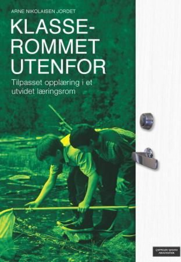 Klasserommet utenfor av Arne Nikolaisen Jordet