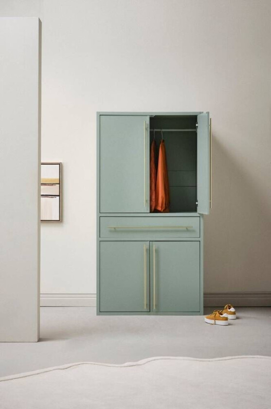 Bilde av KLÖVERDAL garderobe Grønn/messing