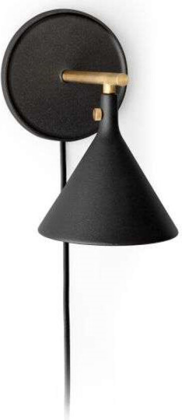 Cast Sconce Wall Lamp With Diffuser