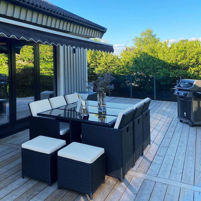 Spisegruppe utemøbler 10 sitteplasser Kunstrotting