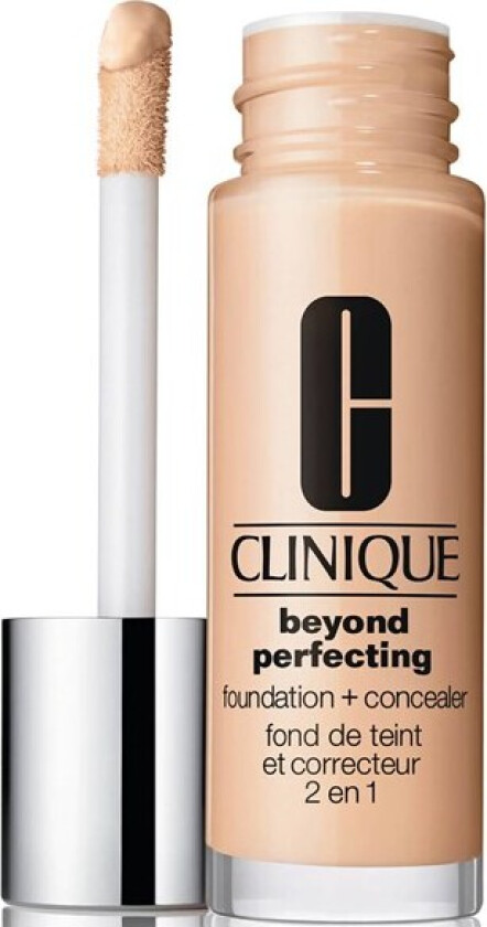 Beyond Perfecting Foundation + Concealer 30 ml (Farge: CN 10 Alablaster)