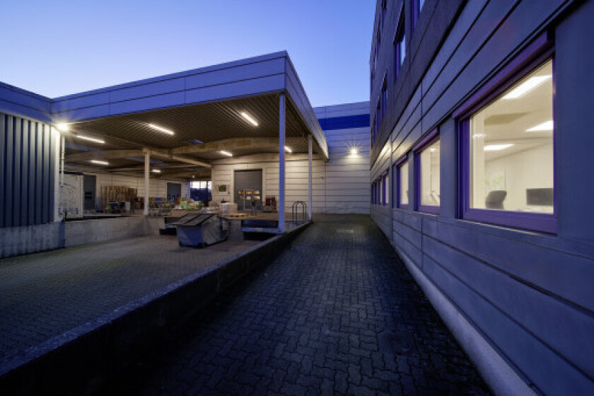 LEDV flomlys Ytelse DALI 18300lm 150W/830 asymubr 45X140