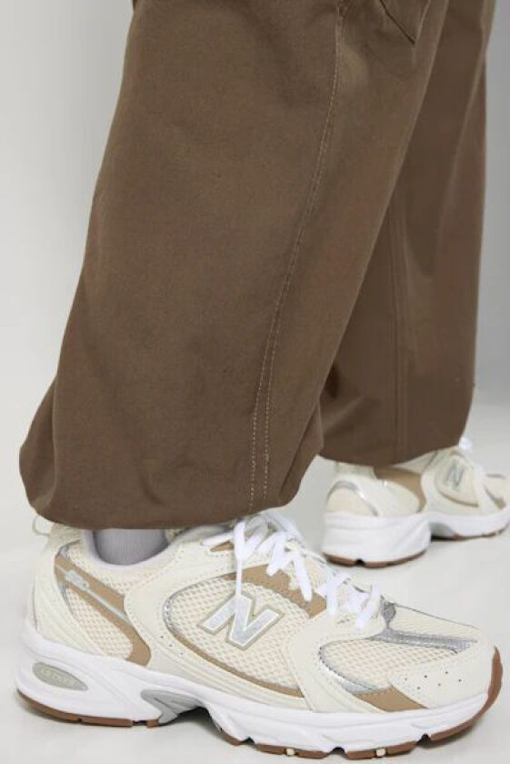 530 sneakers Grå Male EU 42.5