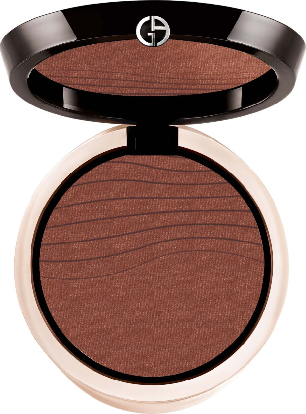 Luminous Silk Glow Fusion Powder 14 Very Deep with a Go