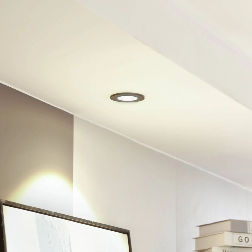 LED-downlight Lirin, svart, 2 700 K