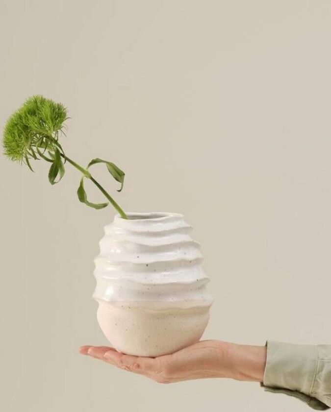 RITA vase høyde 16,5 cm Naturhvit