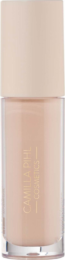 Camilla Pihl Serum Infused Concealer 1