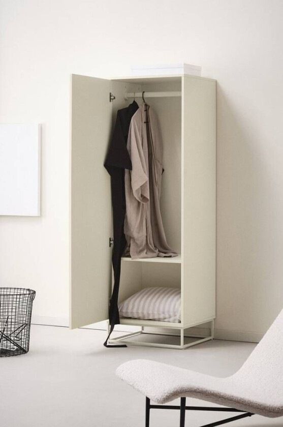 Bilde av garderobe Beige