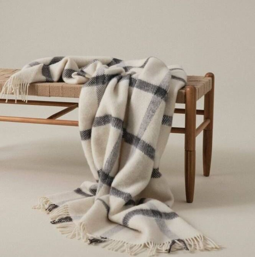 SIRI pledd Naturhvit/svart