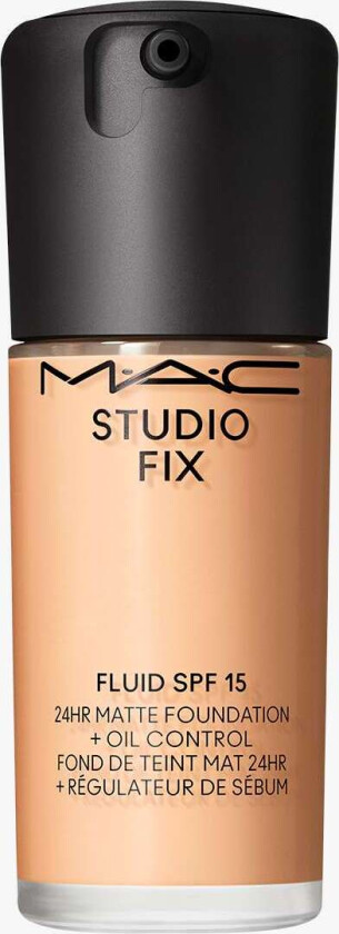 MAC Cosmetics Studio Fix Fluid Broad Spectrum SpF15 NC18