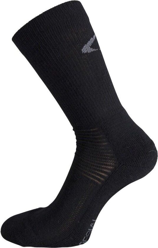 Spesial 37-39, Black