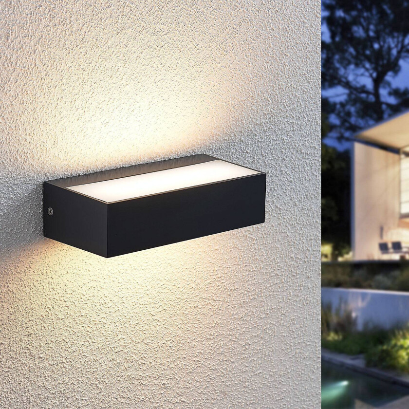 Utendørs LED-vegglampe Nienke, IP65, 17 cm