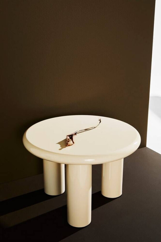 Ted bord Ø 60 Purple lavender (Pantone 7444 C)