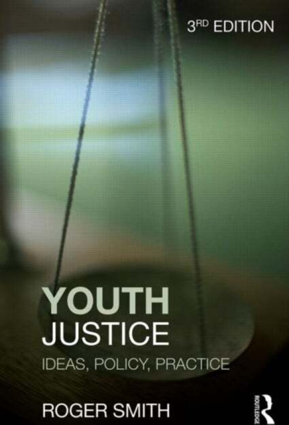 Youth Justice av Roger Smith