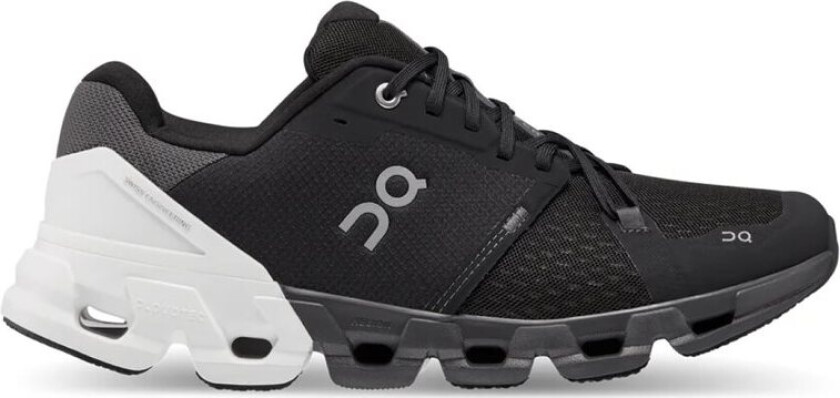 Cloudflyer 4 Herre Black/White 46