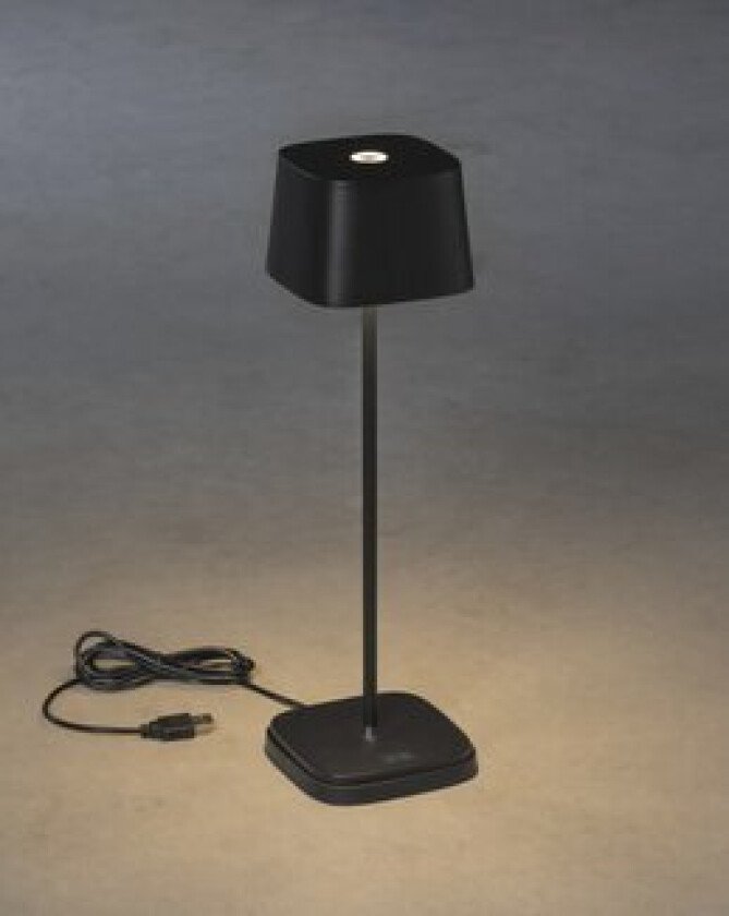 Capri svart firkant USB 2700K/3000K kan dimmes