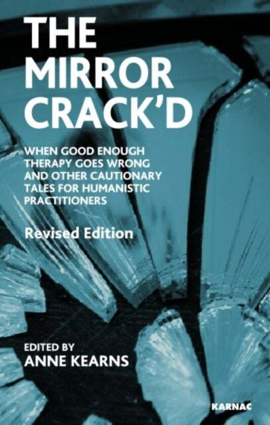 The Mirror Crack'd av Anne Kearns
