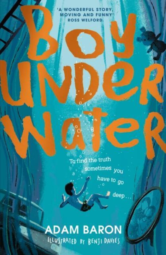 Boy Underwater av Adam Baron