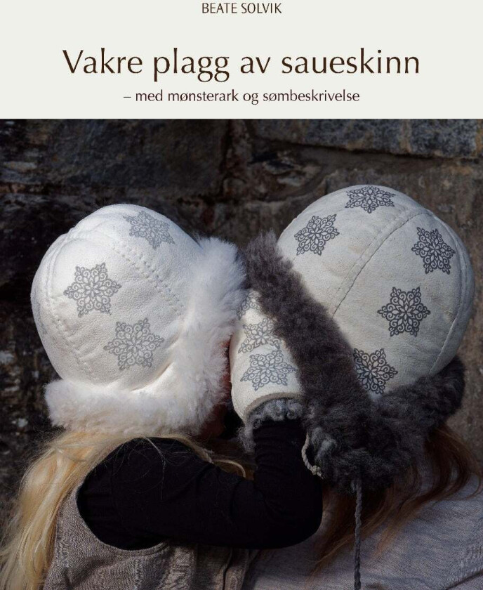 Vakre plagg av saueskinn av Beate Solvik