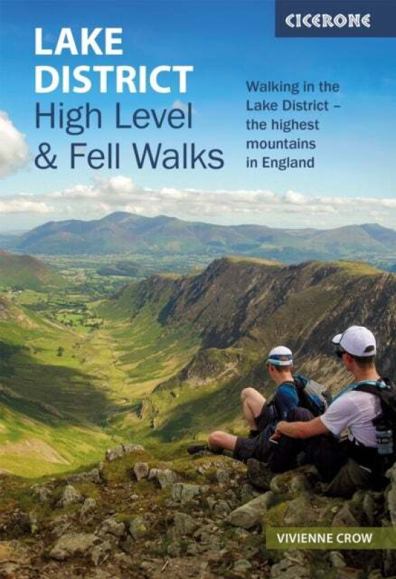 Lake District: High Level and Fell Walks av Vivienne Crow