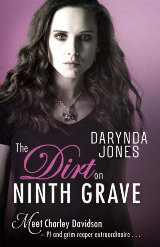 The Dirt on Ninth Grave av Darynda Jones