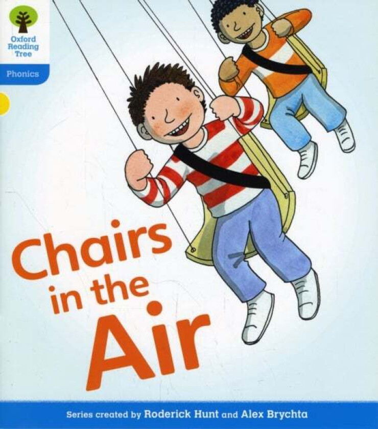 Oxford Reading Tree: Level 3: Floppy&#039;s Phonics Fiction: Chairs in the Air av Roderick Hunt, Kate Ruttle