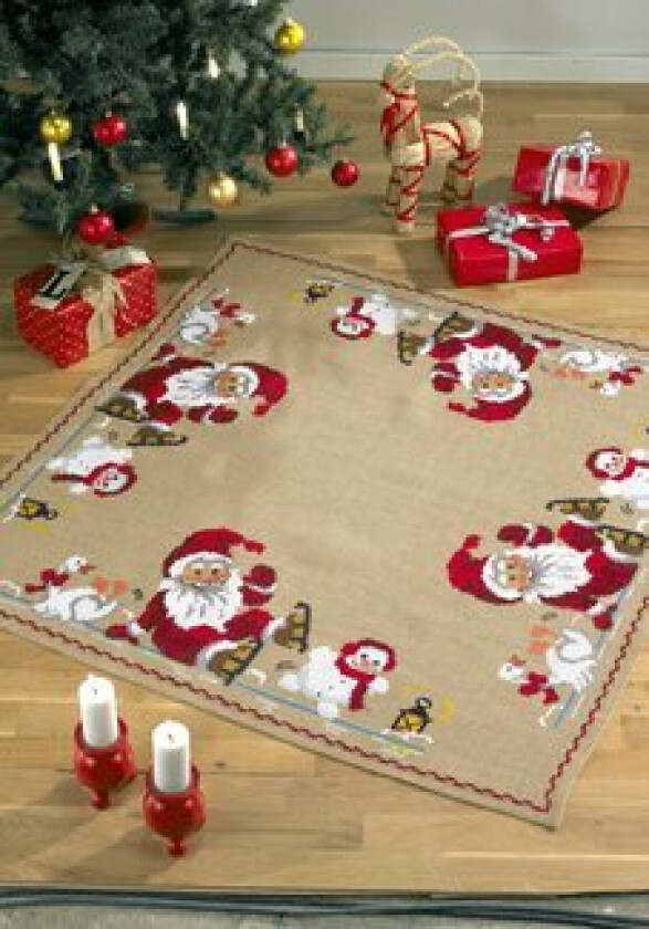 Bilde av Broderisett Jute Juletreteppe Nisse med skøyter 122x122cm