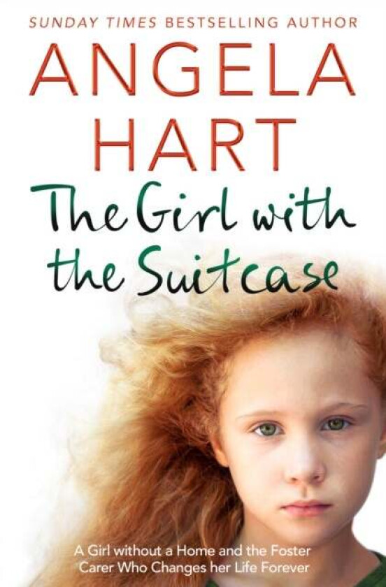 The Girl with the Suitcase av Angela Hart