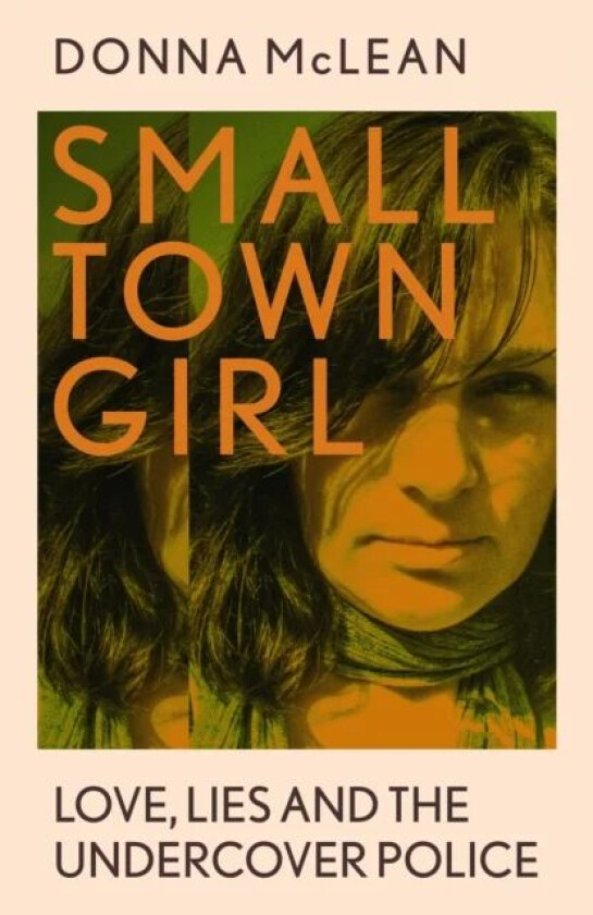 Small Town Girl av Donna McLean