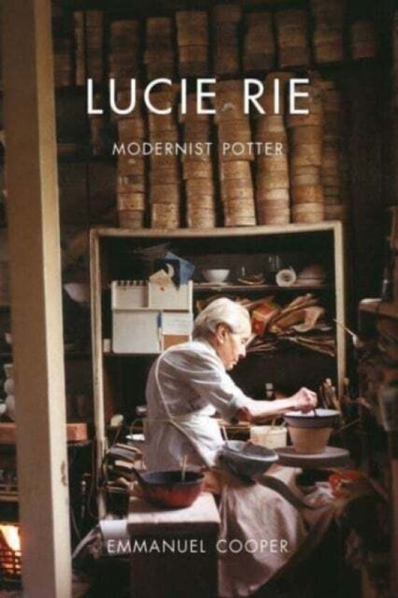 Lucie Rie av Emmanuel Cooper