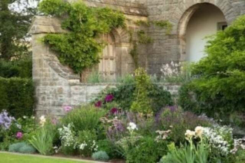 Mounton House av Helena Gerrish