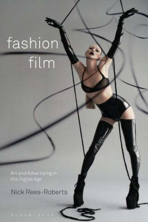 Fashion Film av Professor Nick (Paris-Sorbonne Nouvelle France) Rees-Roberts